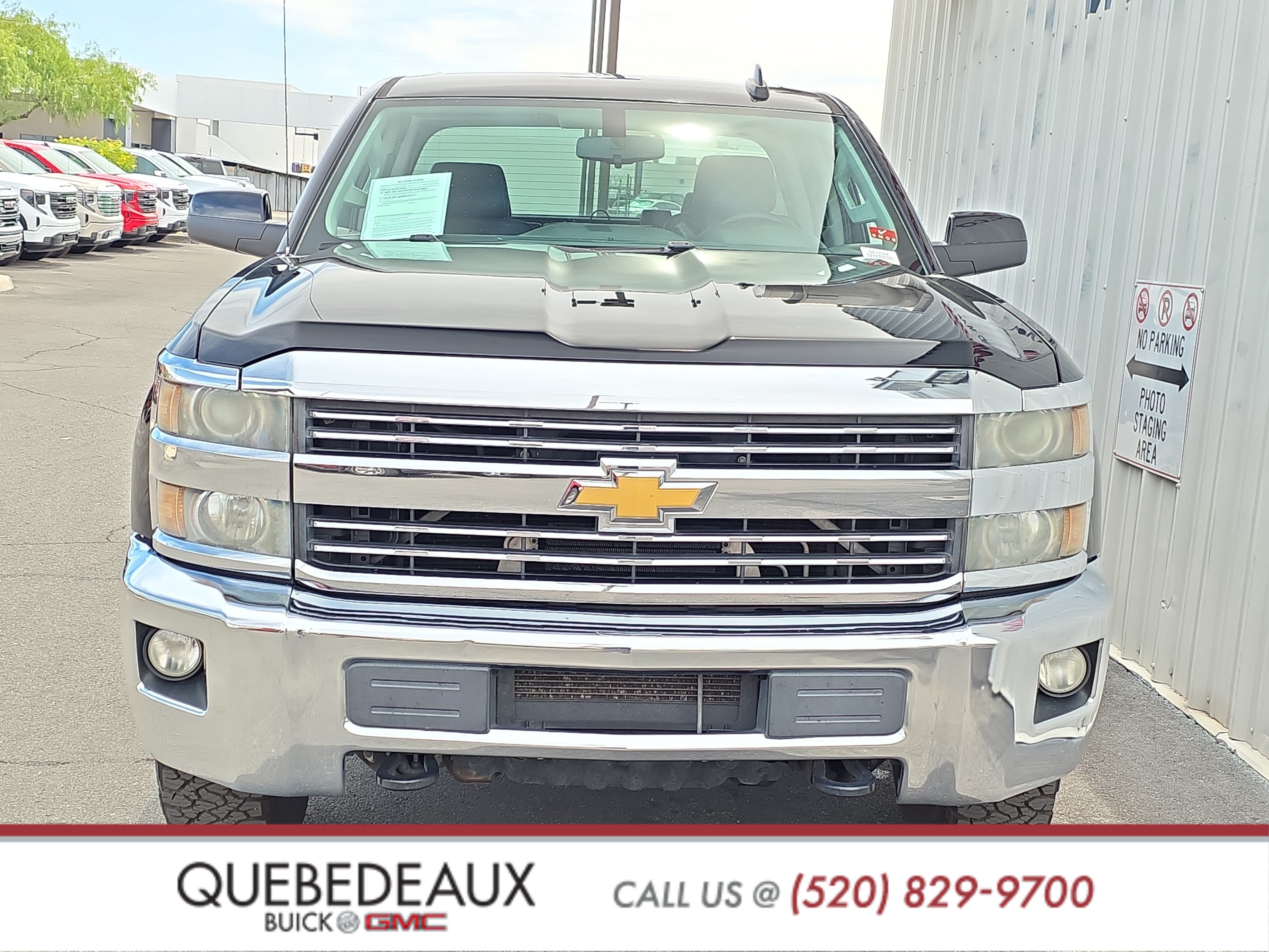 Used 2015 Chevrolet Silverado 2500 LT w/ LT Convenience Package AWD/4WD image 2