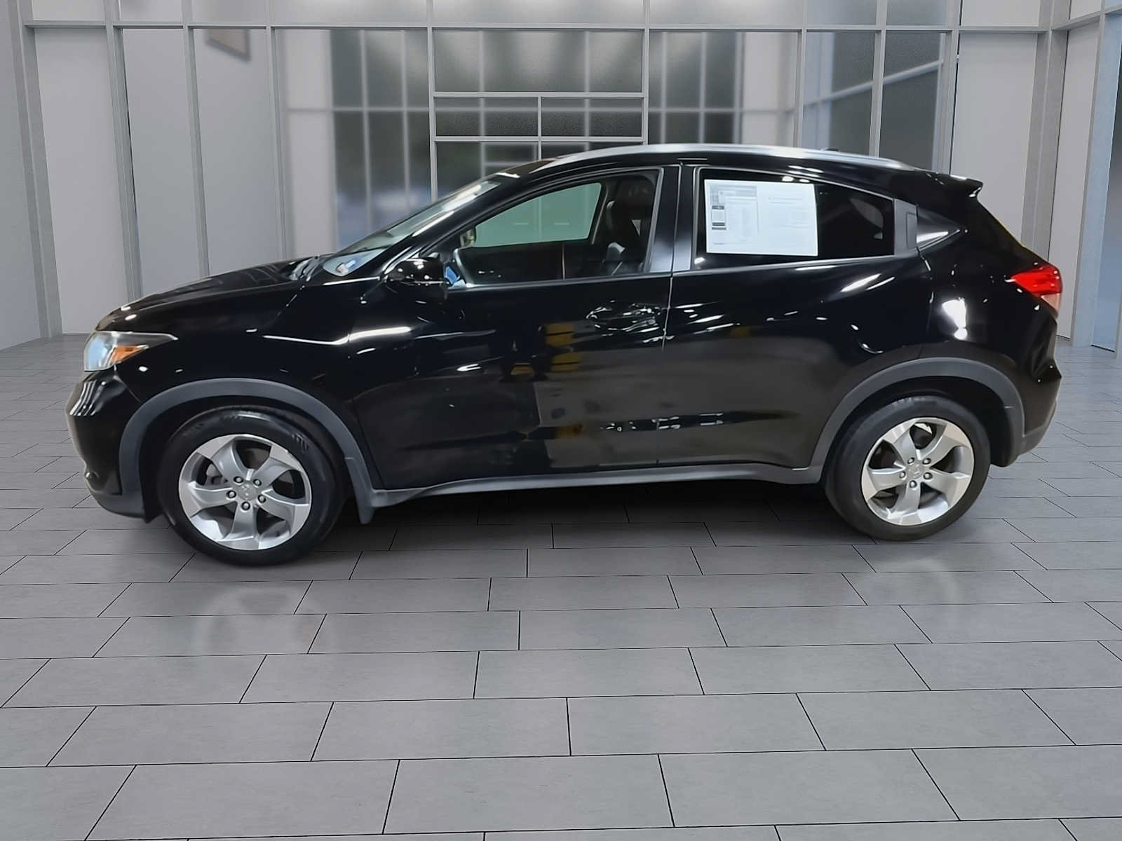 Used 2017 Honda HR-V EX-L image 5
