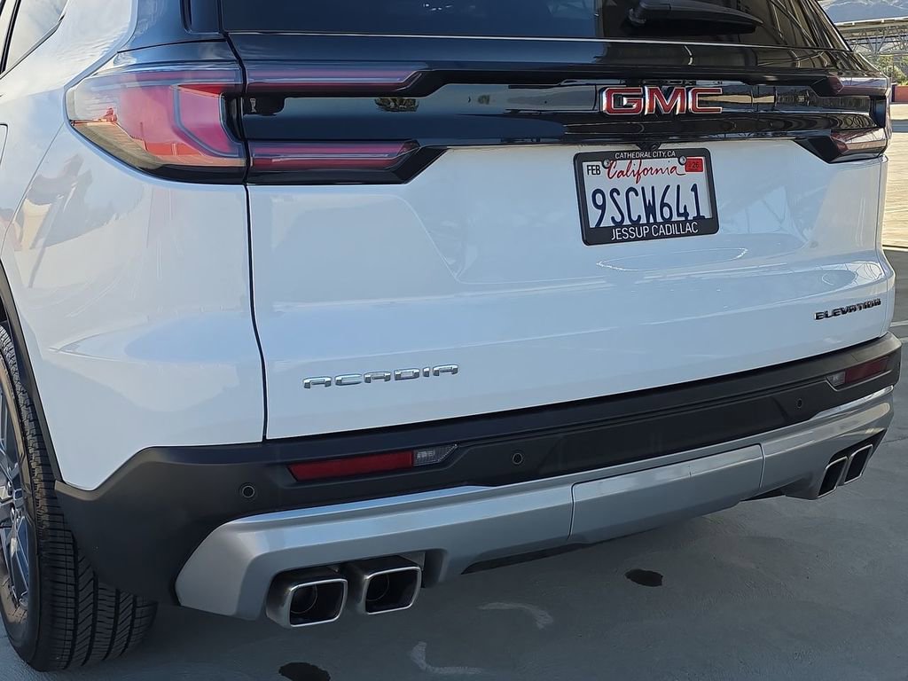 Used 2025 GMC Acadia Elevation image 33