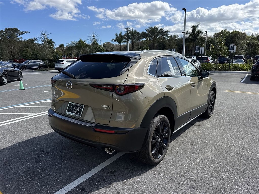 New 2024 MAZDA CX-30 Carbon image 4