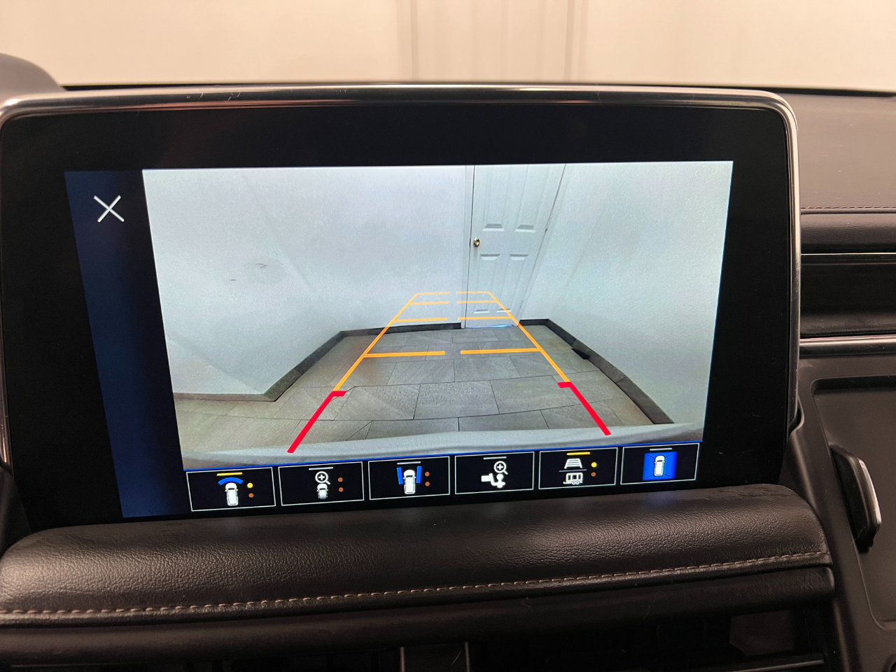 Used 2024 Chevrolet Tahoe High Country image 47