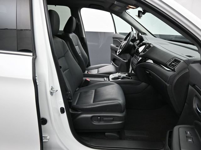 Used 2022 Honda Pilot Touring image 45
