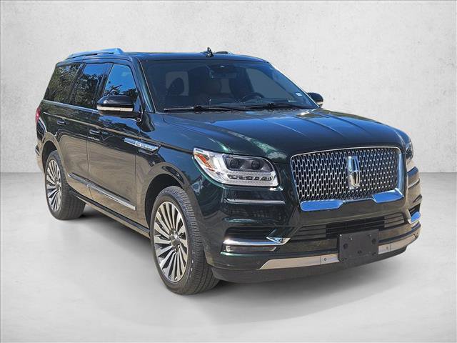Used 2021 Lincoln Navigator Reserve w/ Luxury Package image 3