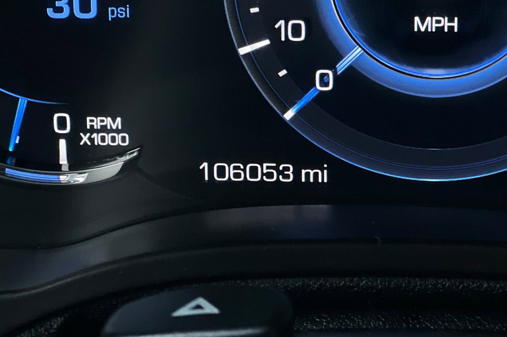 Used 2017 Cadillac Escalade Luxury image 32