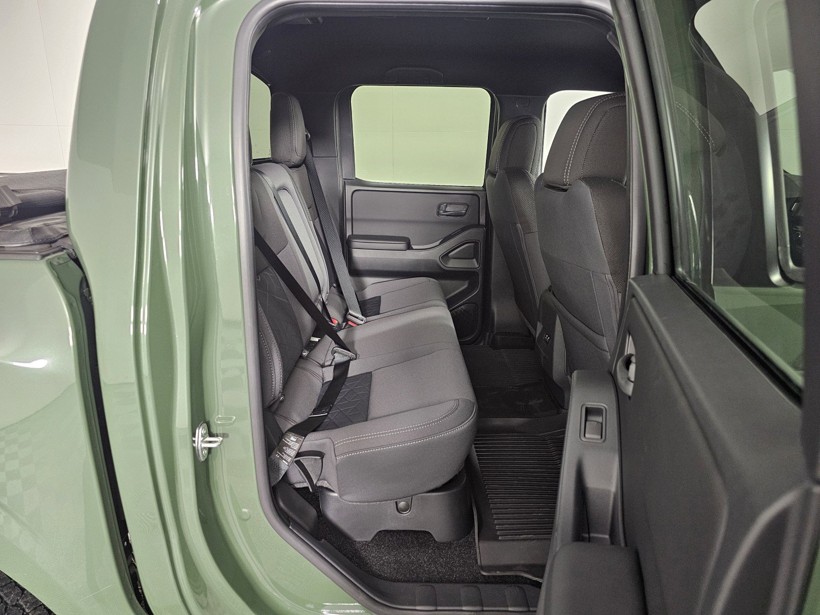 New 2026 Nissan Frontier SV image 15