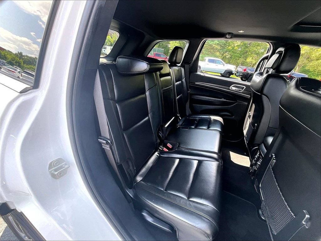 Used 2020 Jeep Grand Cherokee Limited AWD/4WD image 15