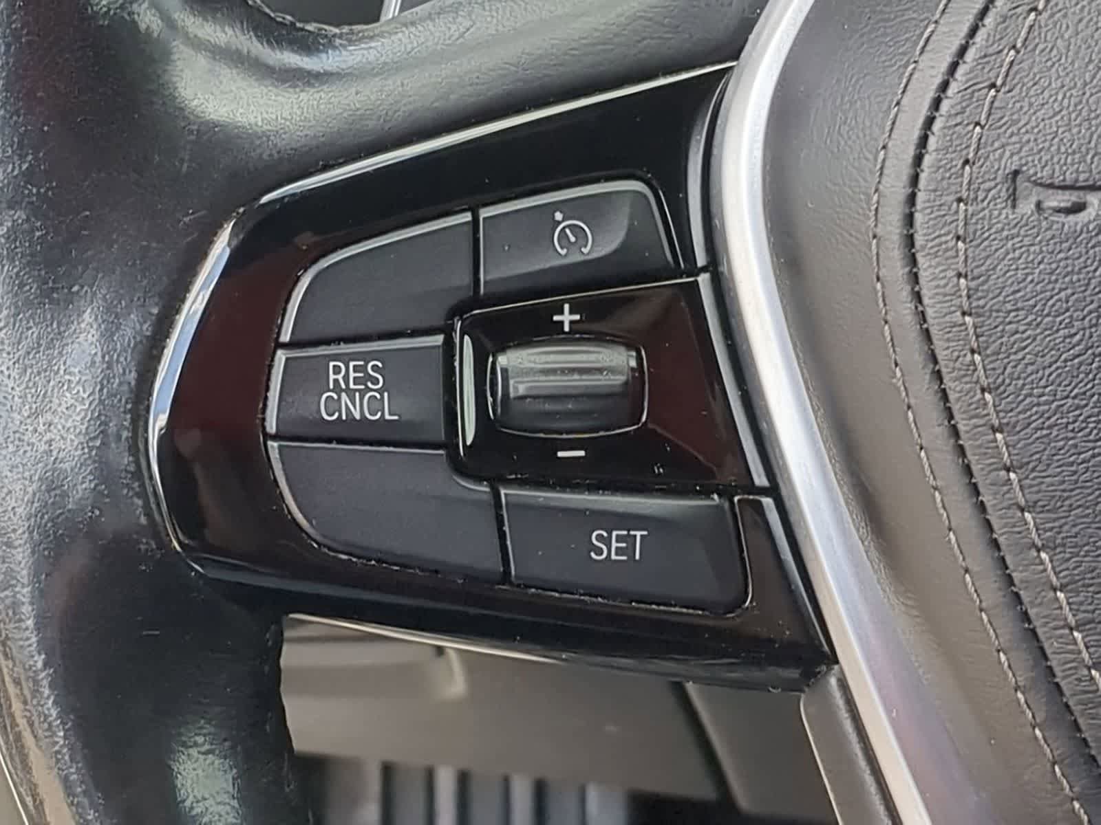 Used 2019 BMW 530i xDrive w/ Convenience Package AWD/4WD image 23
