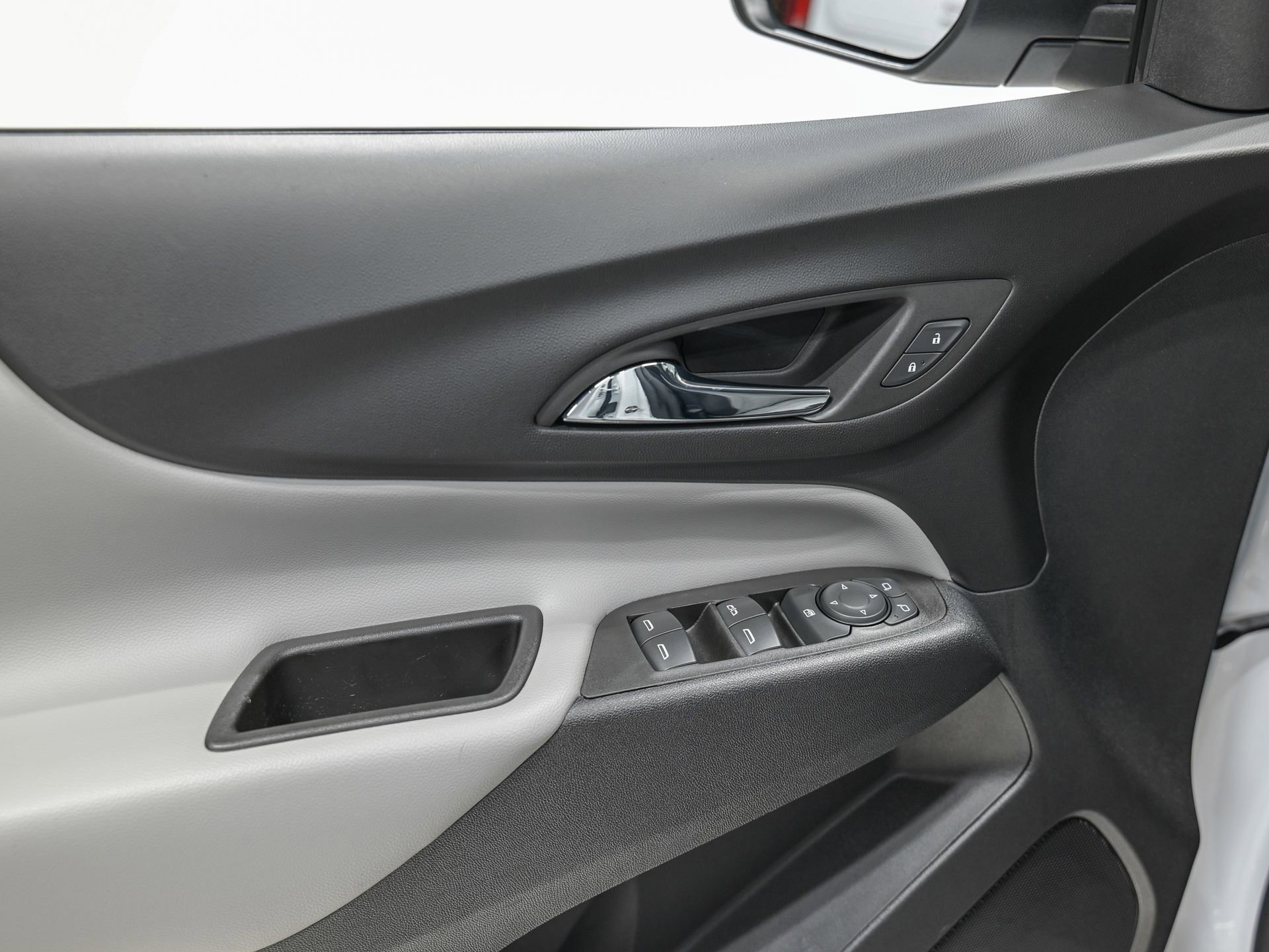 Used 2023 Chevrolet Equinox LS w/ LS Convenience Package image 15