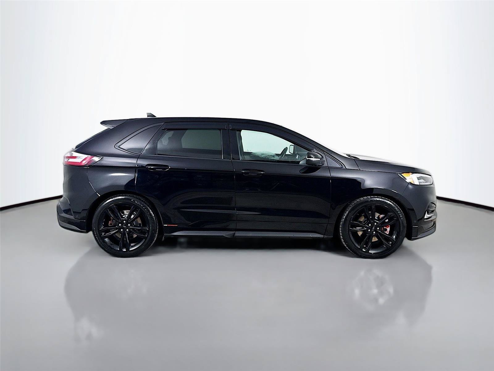 Used 2022 Ford Edge ST w/ Equipment Group 401A AWD/4WD image 10