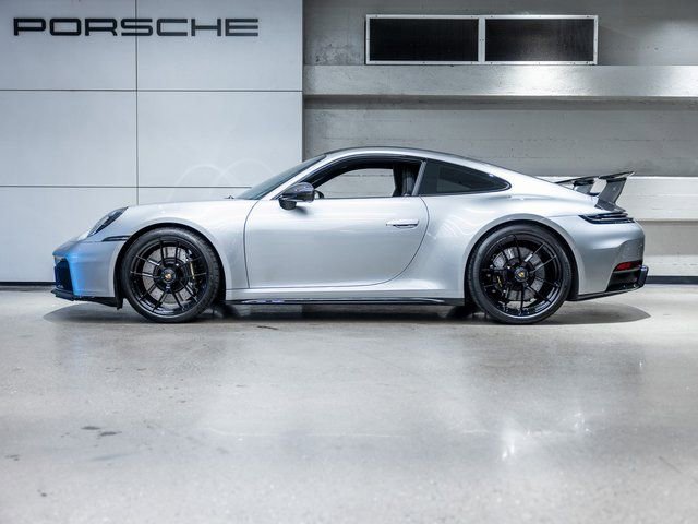 Certified 2025 Porsche 911 Carrera GTS image 2