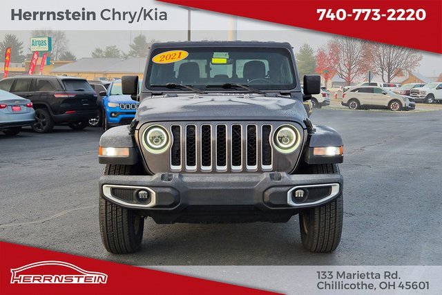 Used 2021 Jeep Gladiator Overland image 2