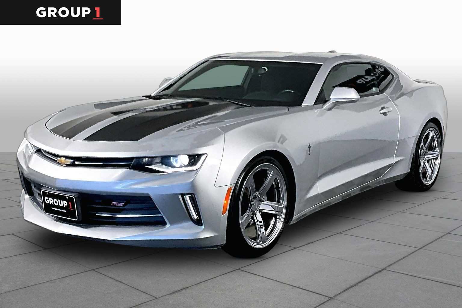 Used 2018 Chevrolet Camaro LT w/ RS Package RWD image 1