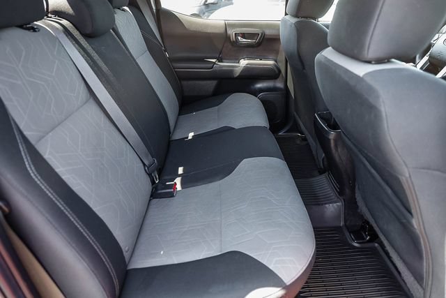 Used 2022 Toyota Tacoma TRD Off-Road AWD/4WD image 20