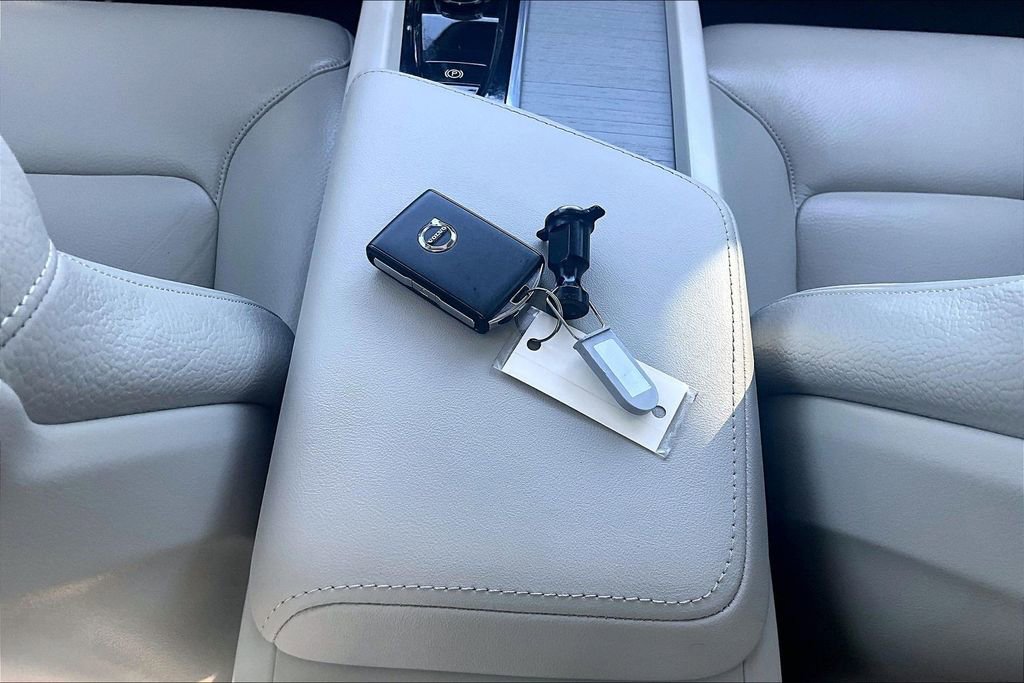 Used 2024 Volvo S60 B5 Plus image 14