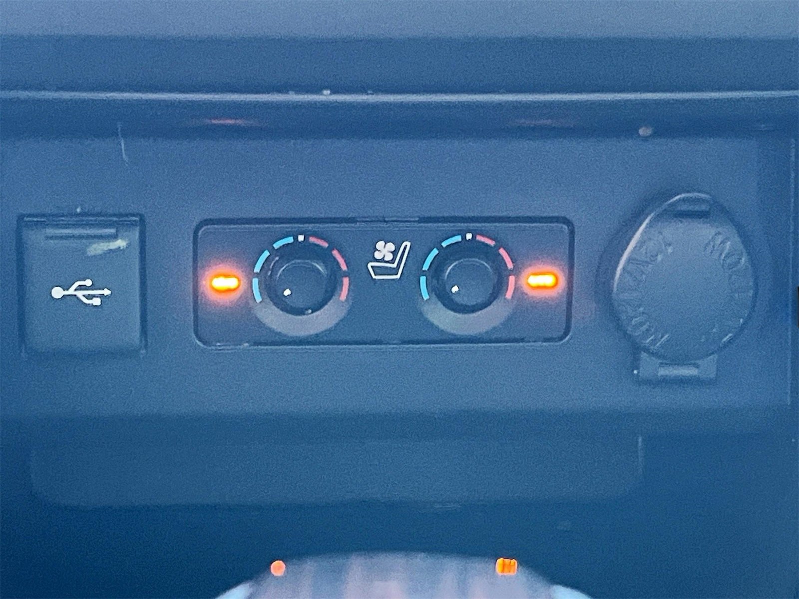 Used 2023 Toyota 4Runner Limited image 21