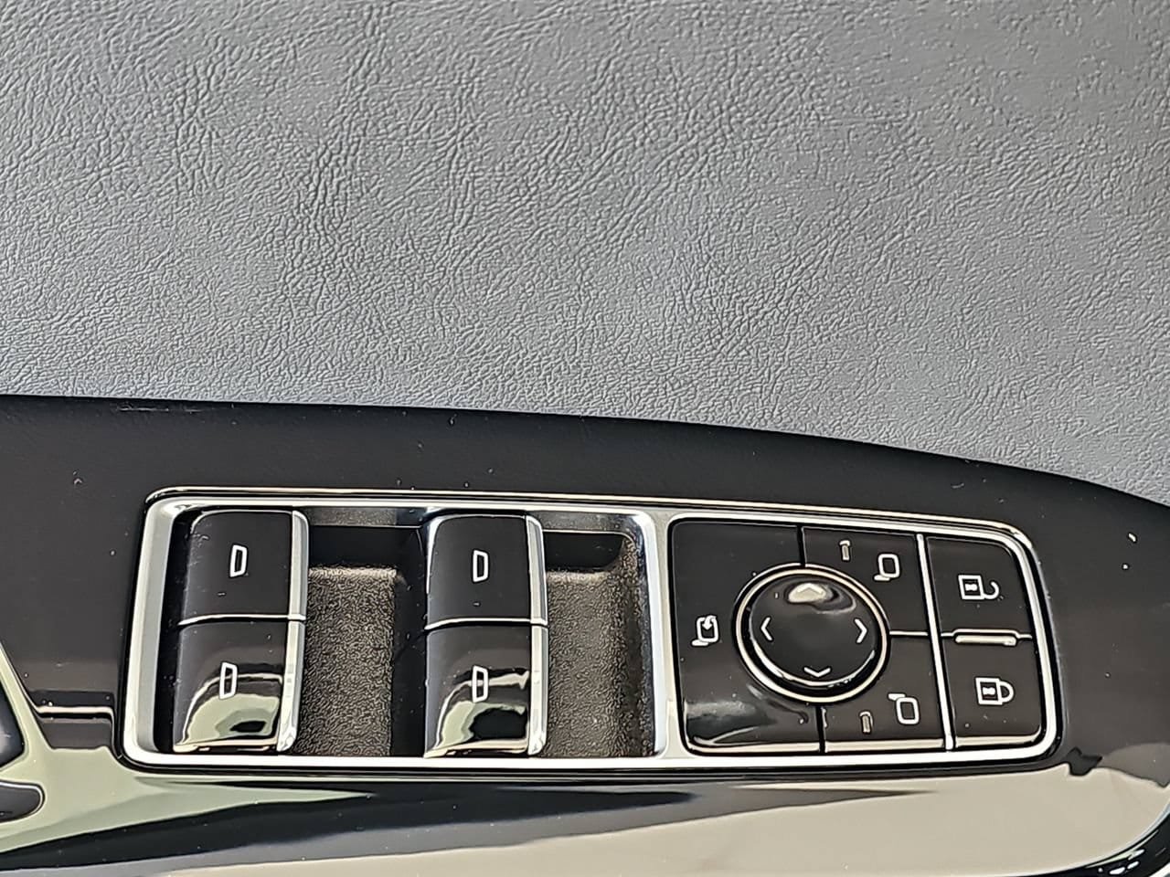 New 2026 Cadillac Escalade Sport w/ Touring Package AWD/4WD image 28