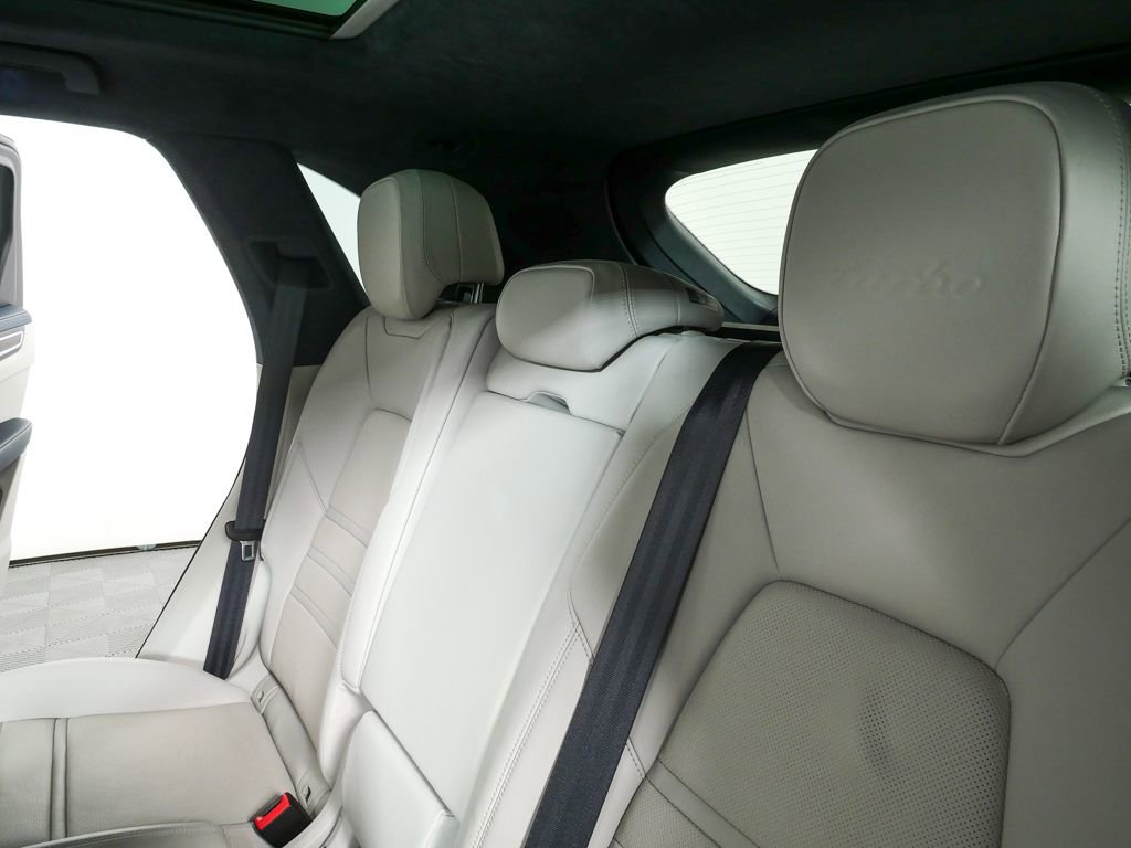 Certified 2021 Porsche Cayenne Turbo AWD/4WD image 23