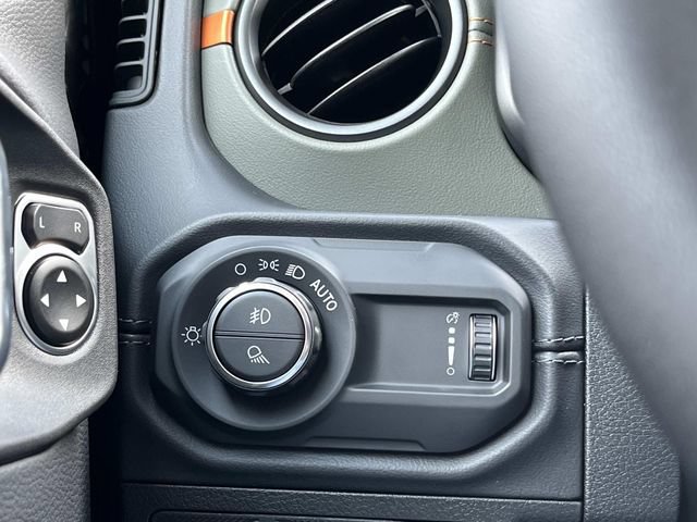 New 2026 Jeep Gladiator Mojave AWD/4WD image 31