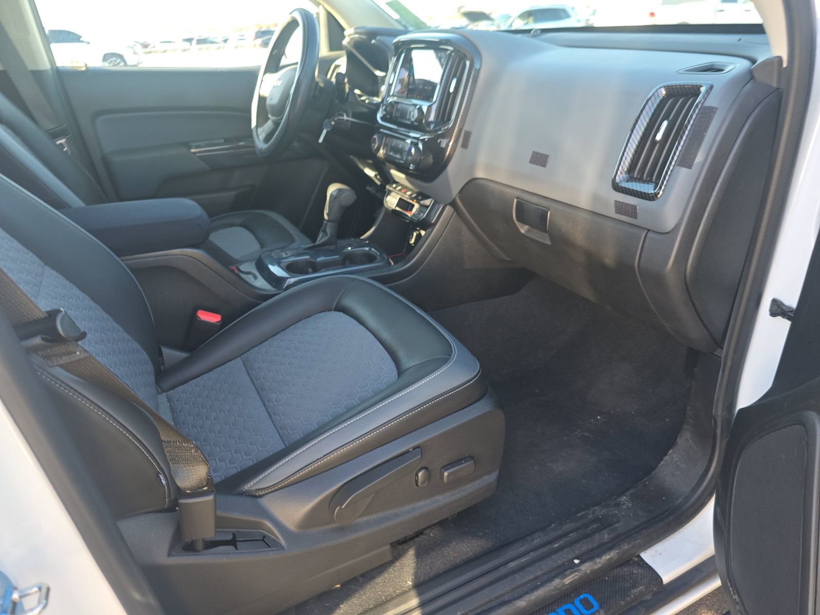 Used 2019 Chevrolet Colorado Z71 image 14