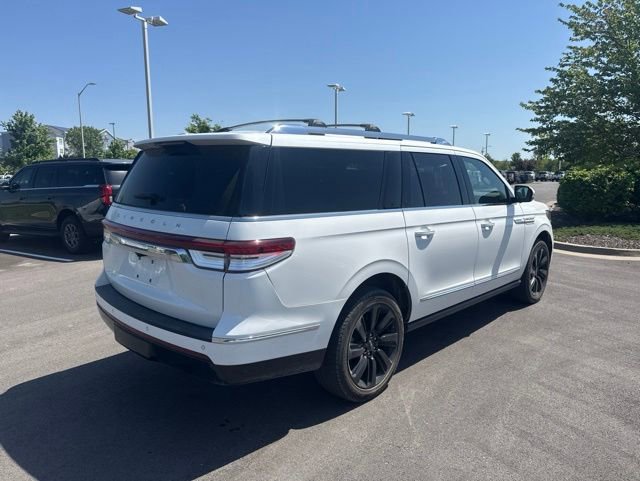 Used 2024 Lincoln Navigator L Reserve AWD/4WD image 7