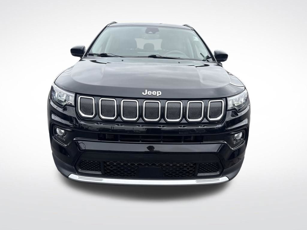 Certified 2022 Jeep Compass Limited image 9