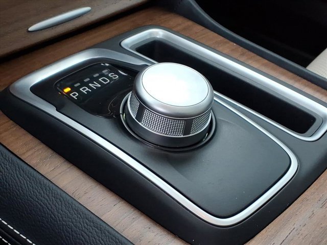 Used 2018 Chrysler 300 C w/ Sun, Sound & Nav Package image 15