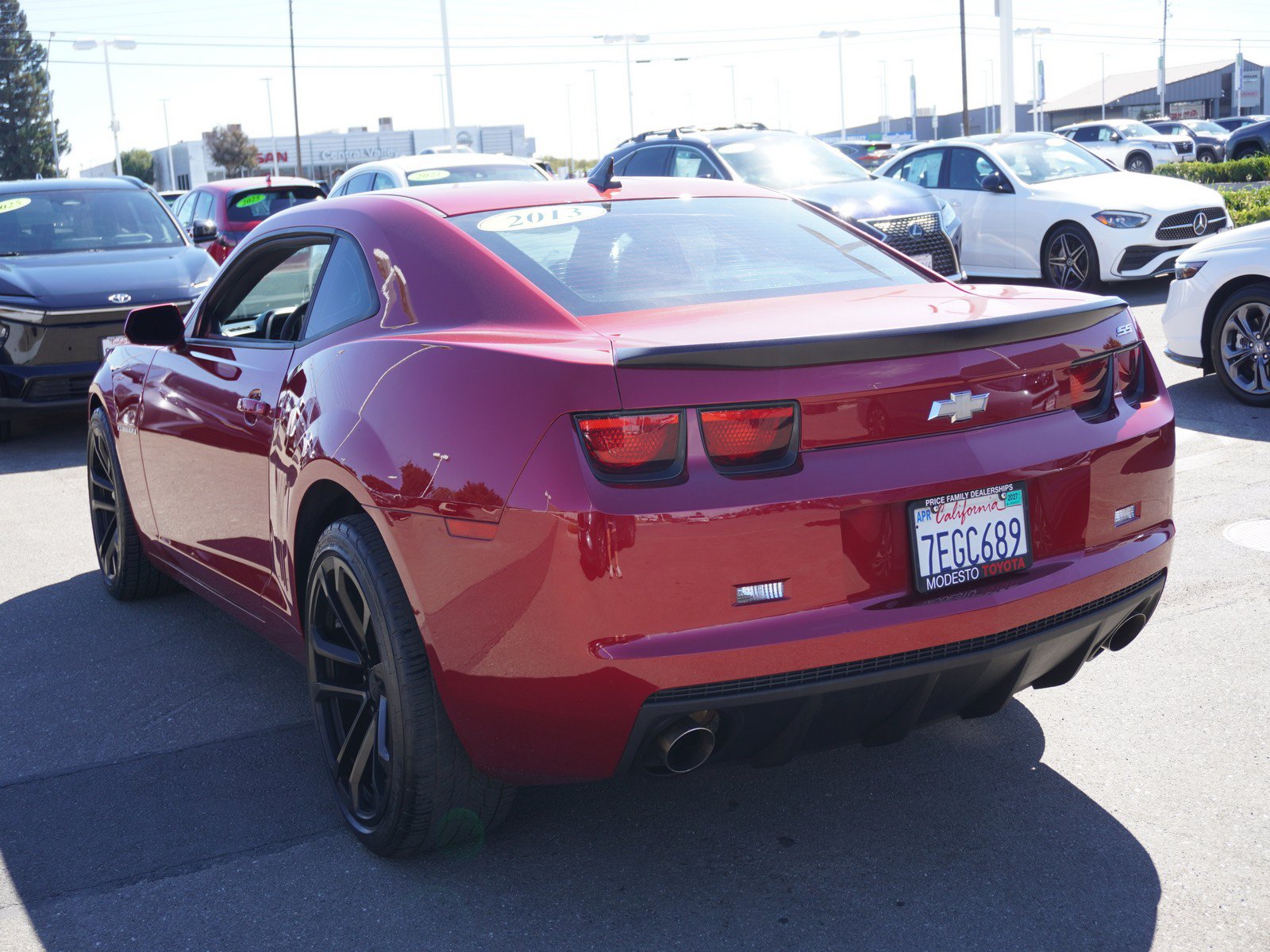 Used 2013 Chevrolet Camaro SS w/ SS Performance Package RWD image 8