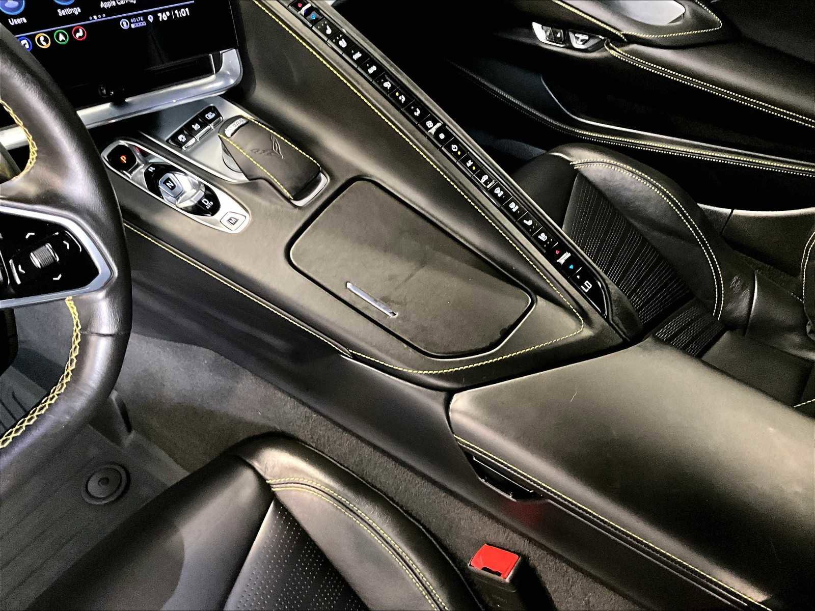 Used 2022 Chevrolet Corvette Stingray Premium Cpe w/ Z51 Performance Package image 20