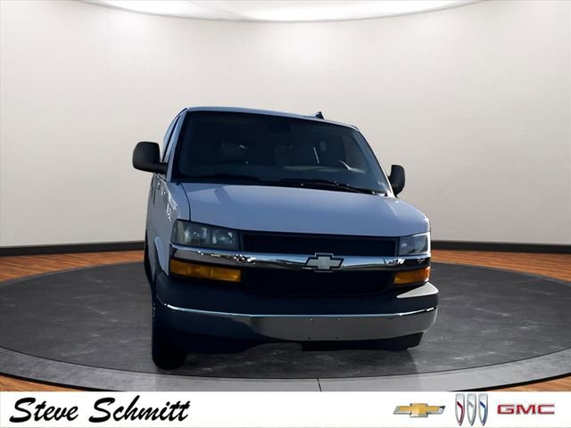 Used 2020 Chevrolet Express 3500 LT w/ LT Preferred Equipment Group video 3