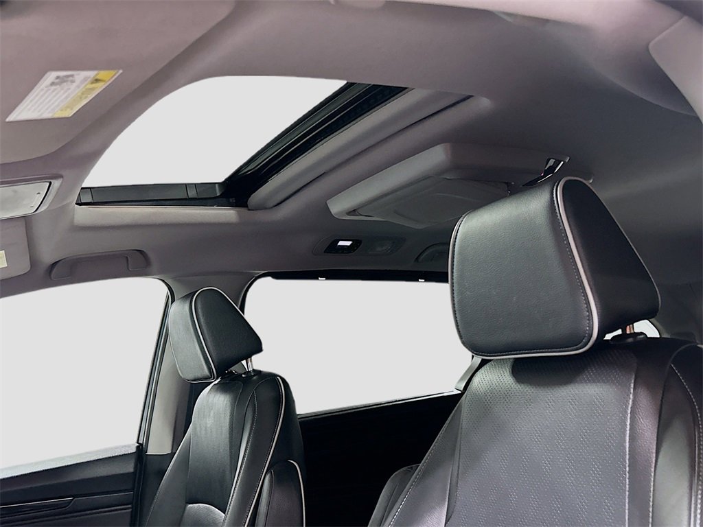 Used 2023 Honda Odyssey Elite image 20