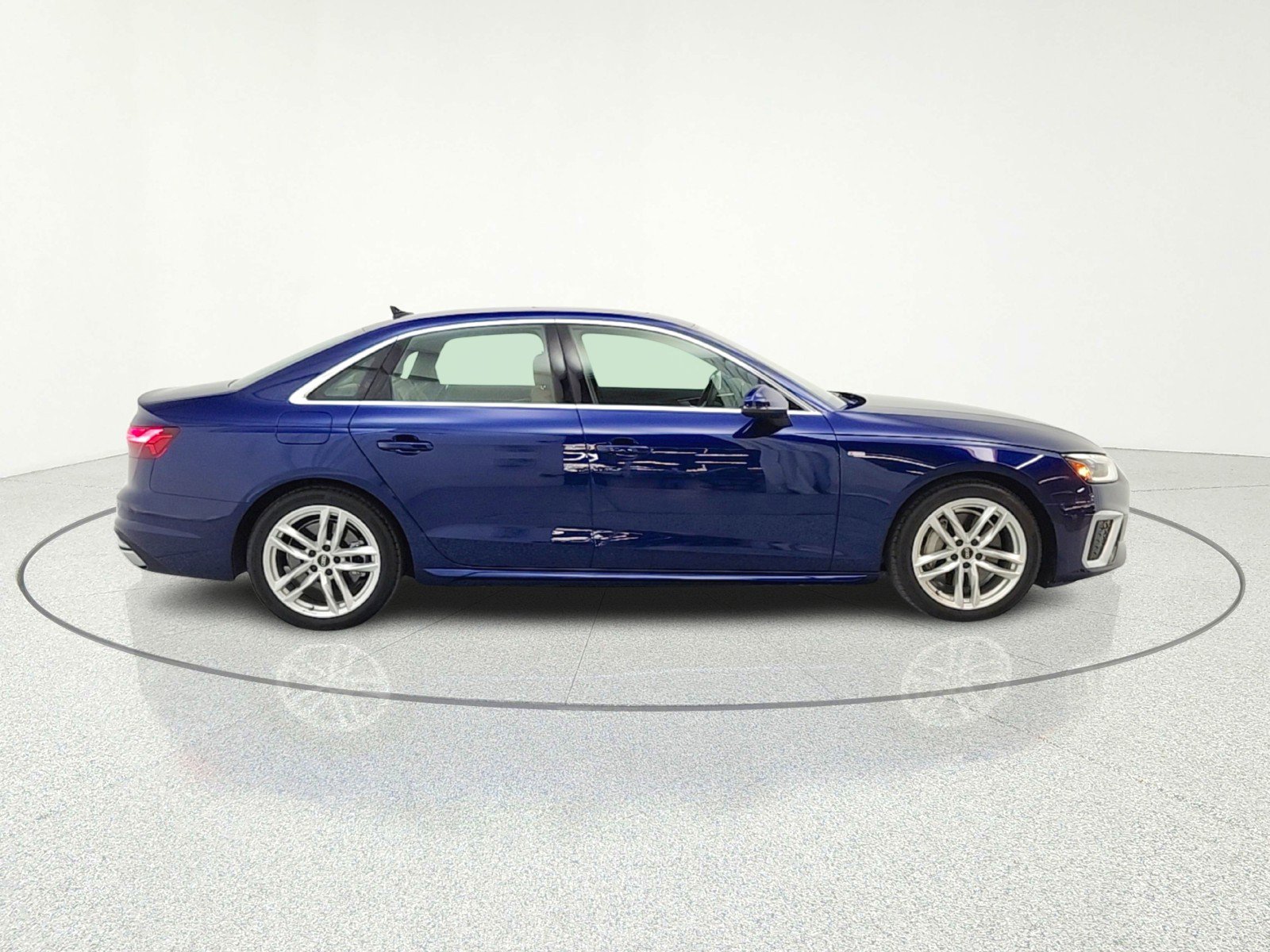 Used 2024 Audi A4 2.0T Premium AWD/4WD image 12