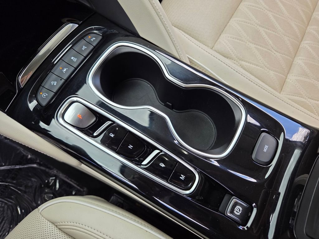 Used 2023 Buick Envision Avenir image 33