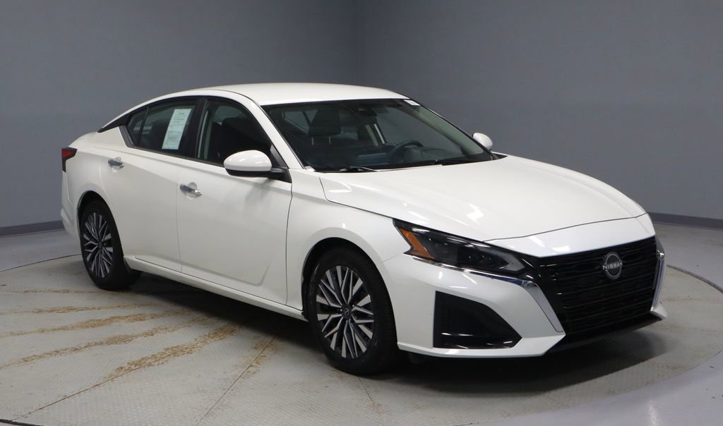 Certified 2023 Nissan Altima 2.5 SV