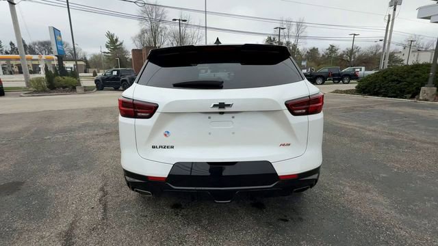 Used 2023 Chevrolet Blazer RS w/ Enhanced Convenience Package image 7