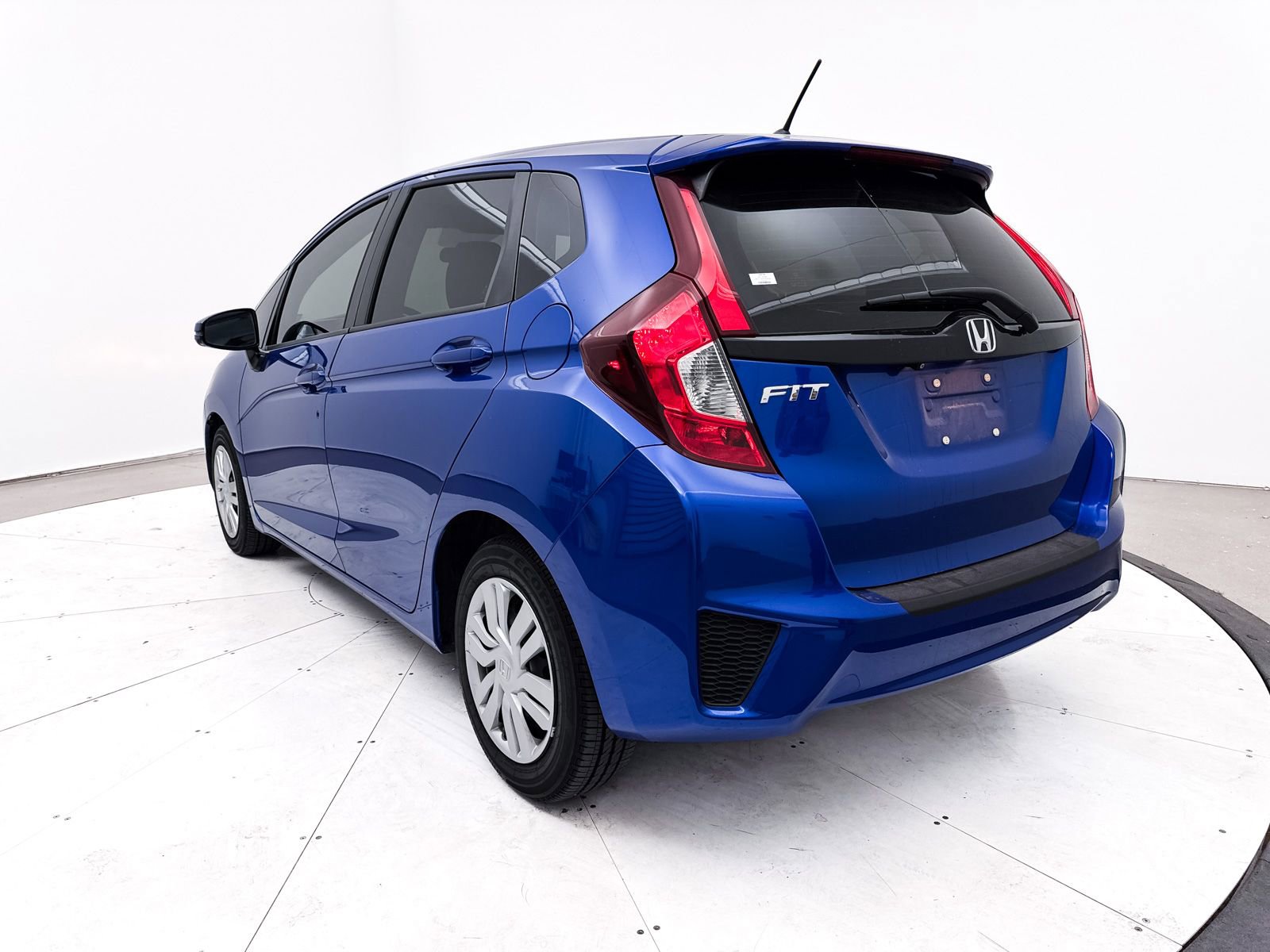 Used 2017 Honda Fit LX image 12