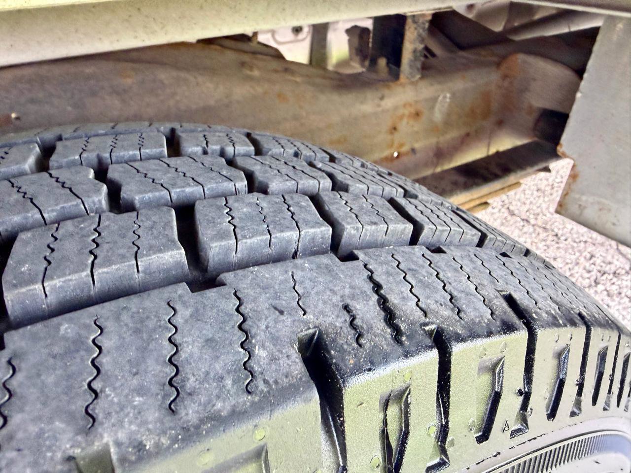 Used 2017 Chevrolet Express 3500 image 35