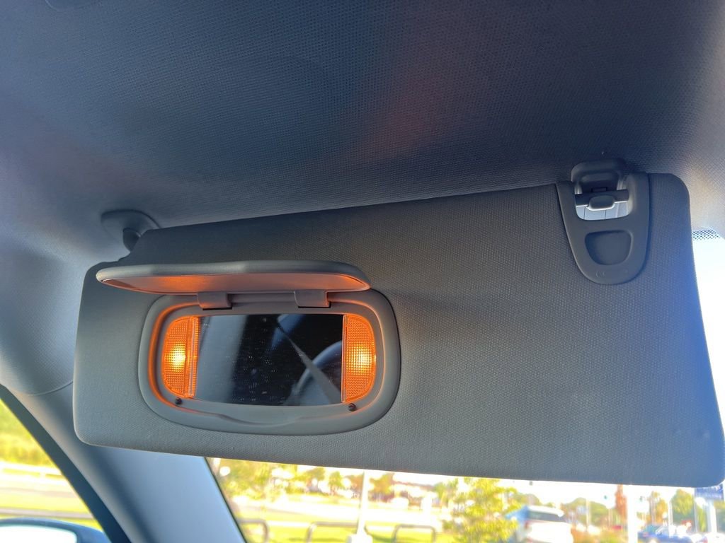 Used 2019 Jeep Cherokee Trailhawk image 28