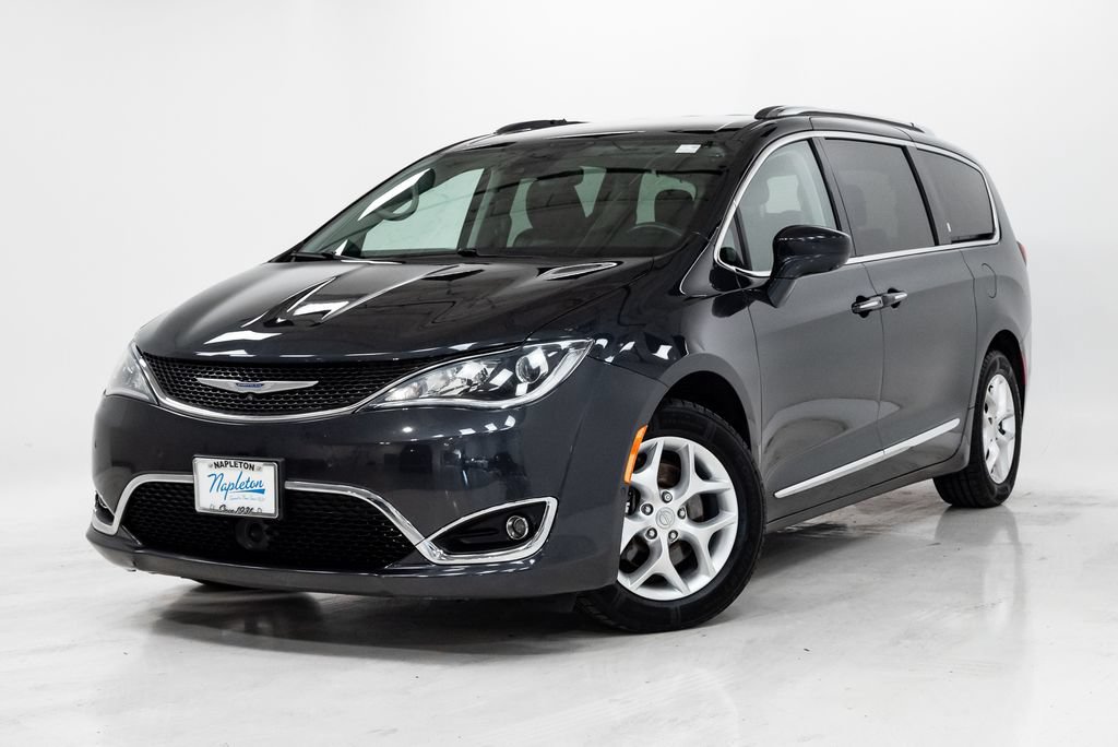 Used 2020 Chrysler Pacifica Touring-L Plus w/ Tire & Wheel Group