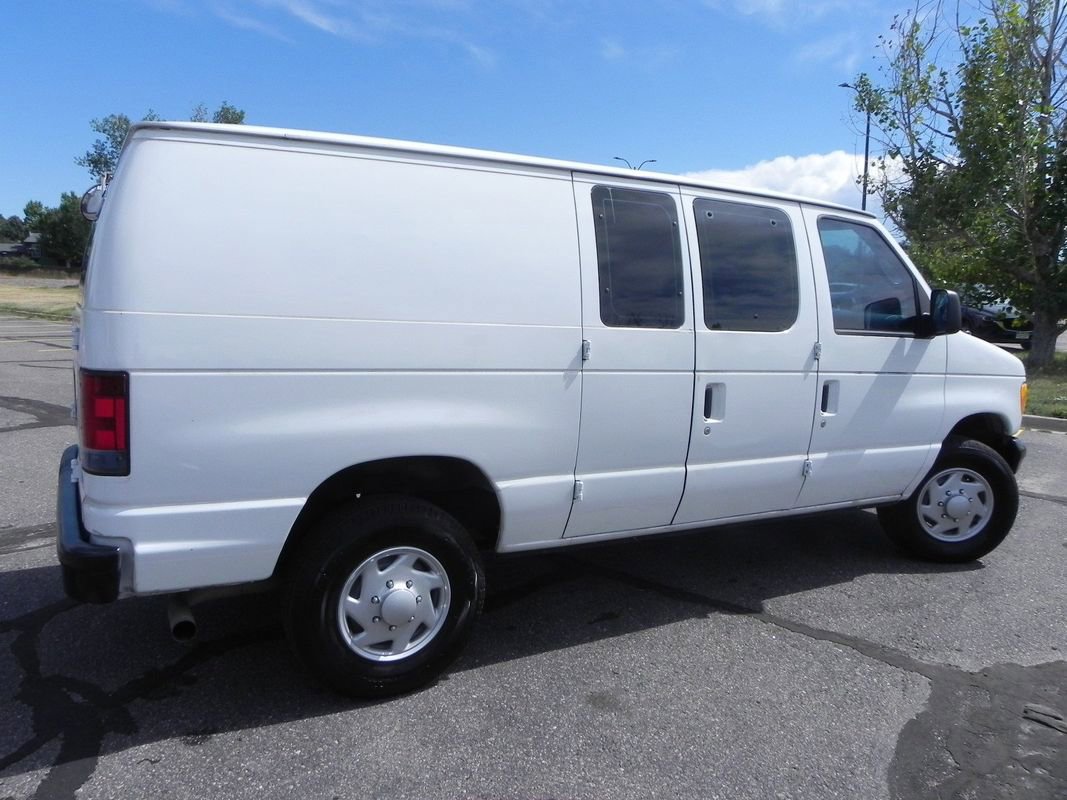 Used 2007 Ford E-250 and Econoline 250 RWD image 4