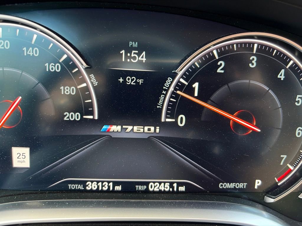Used 2019 BMW M760i xDrive AWD/4WD image 2