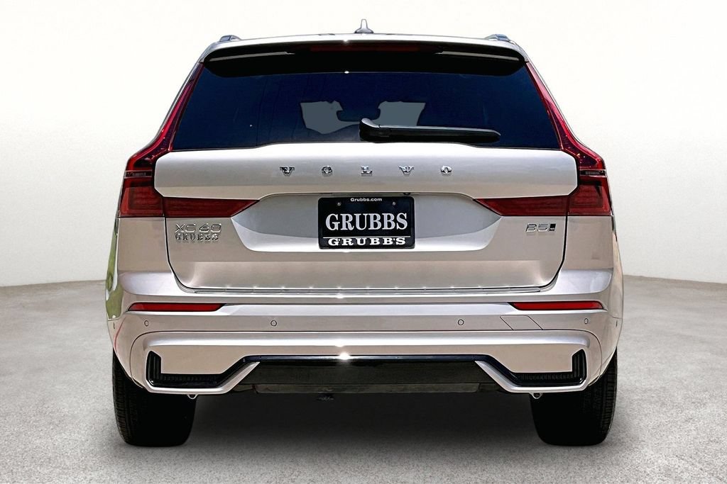 Certified 2026 Volvo XC60 B5 Plus AWD/4WD image 5
