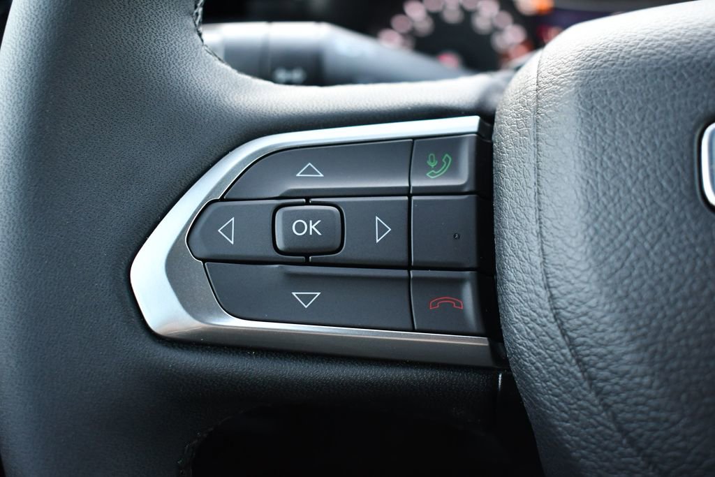 New 2026 Jeep Compass Latitude image 17