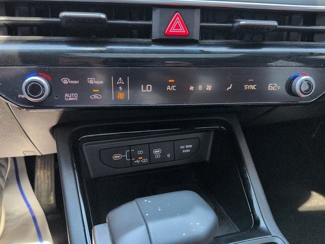 Used 2025 Kia K5 GT-Line w/ GT-Line Premium Package FWD image 24