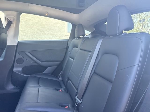 Used 2023 Tesla Model Y Long Range AWD/4WD image 13