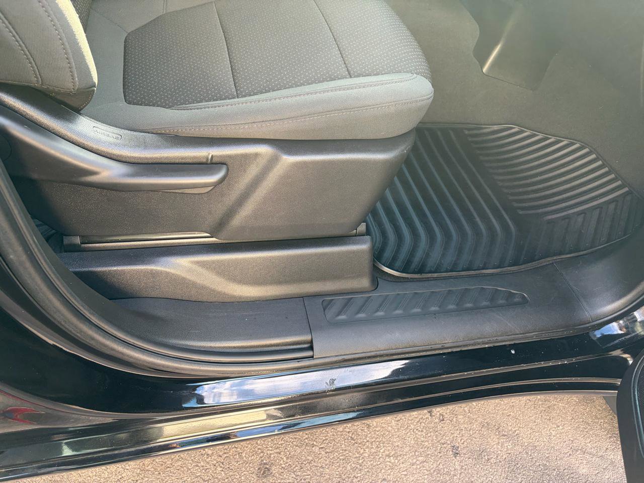 Used 2021 Chevrolet Silverado 1500 Custom Trail Boss AWD/4WD image 48