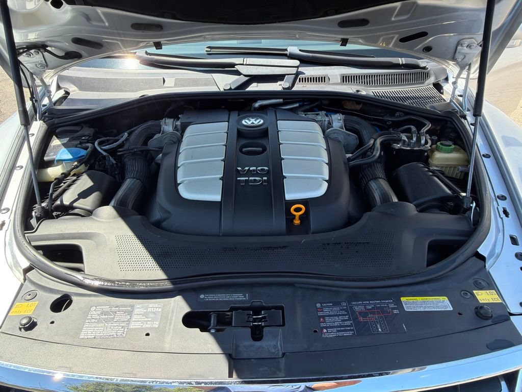 Used 2006 Volkswagen Touareg V10 TDI AWD/4WD image 36