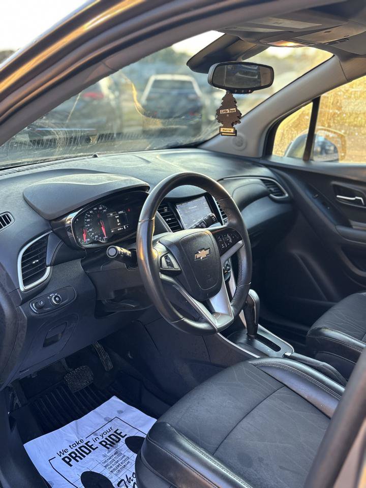 Used 2020 Chevrolet Trax LT AWD/4WD image 5