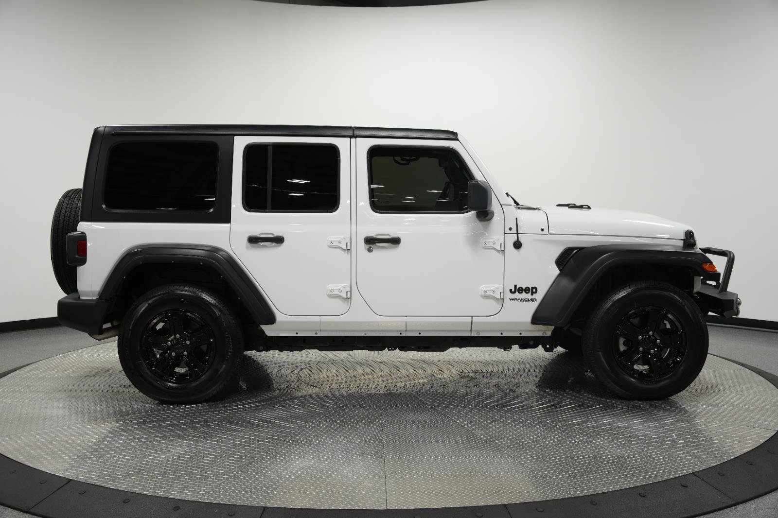 Used 2022 Jeep Wrangler Unlimited Sport AWD/4WD image 9