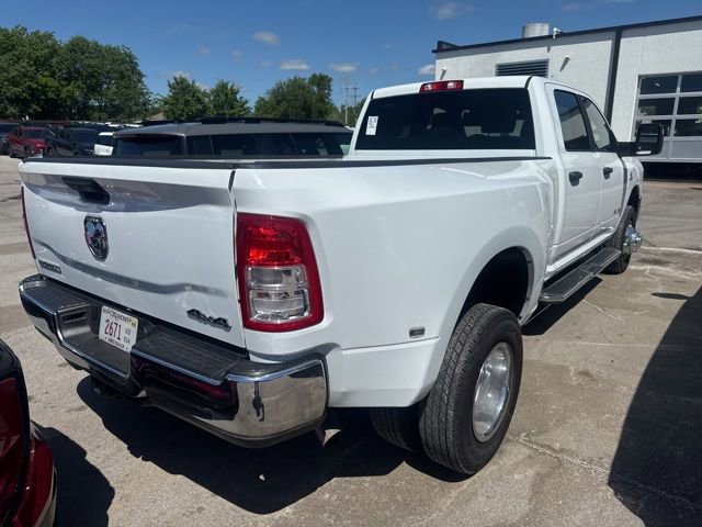 Used 2023 RAM 3500 Big Horn w/ Level 1 Equipment Group AWD/4WD image 5