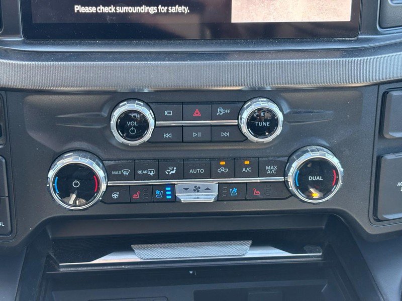 Used 2025 Ford F350 Platinum AWD/4WD image 26
